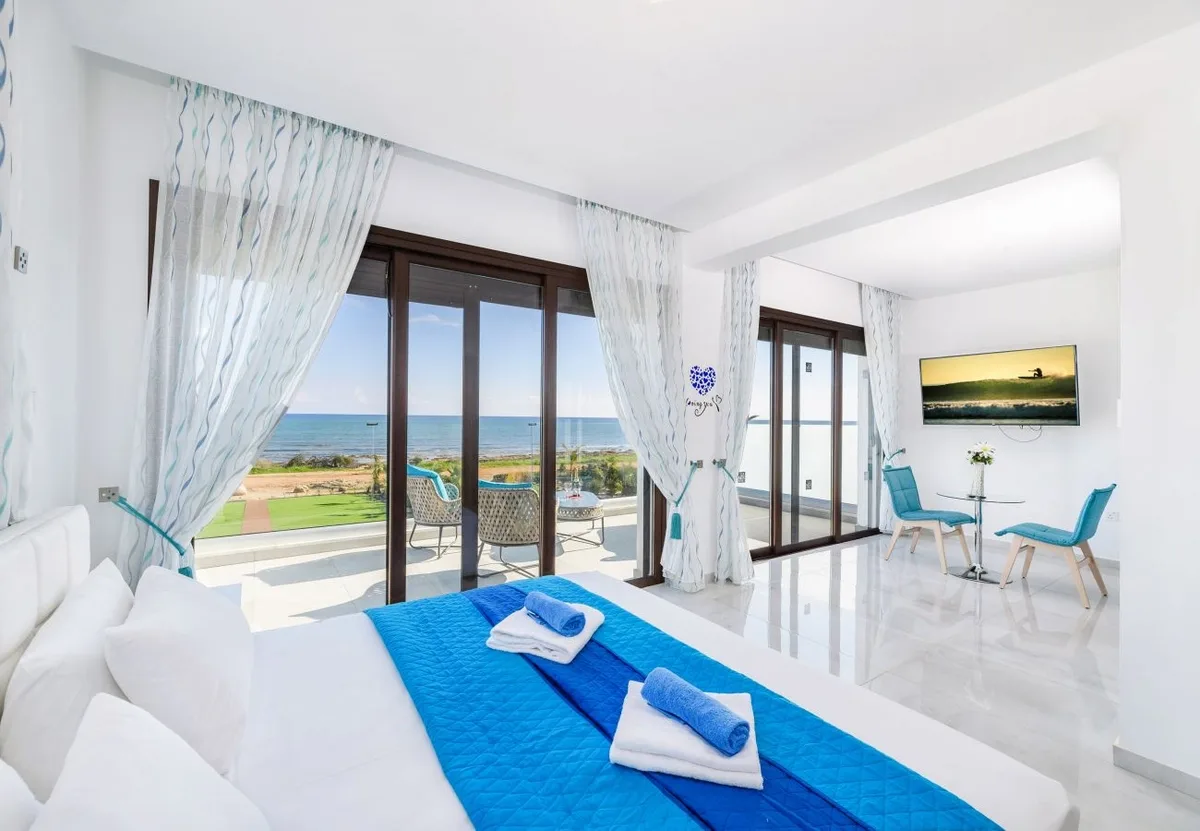 Serenity Seafront Villa