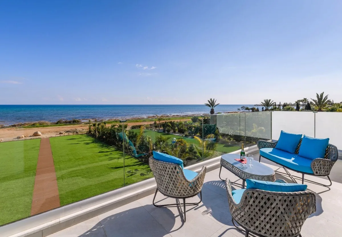 Serenity Seafront Villa
