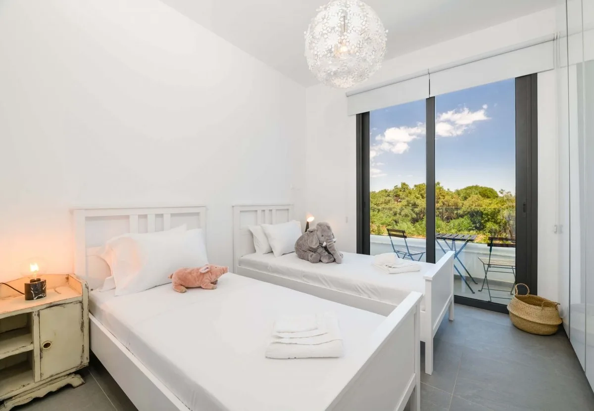 By The Beach - Sea Pearl Villa