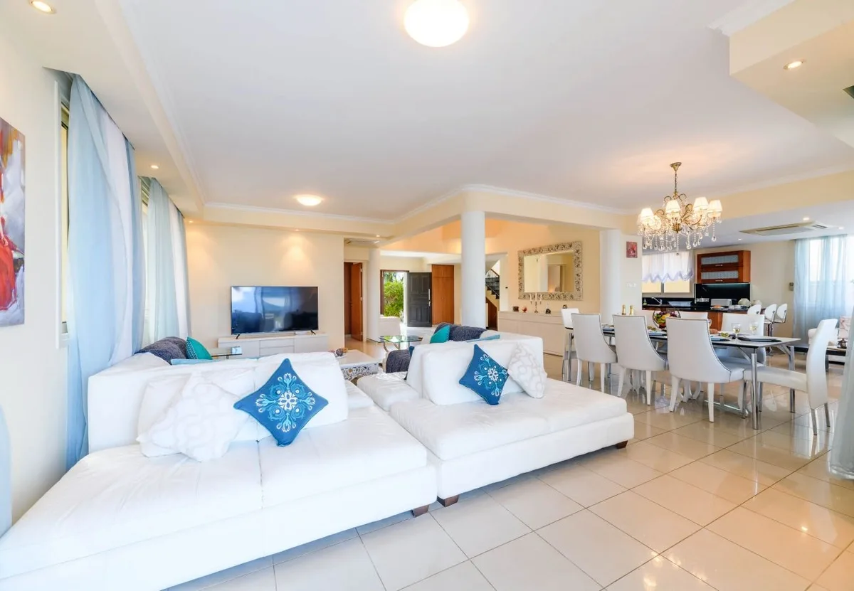 Royal Beachfront Villa