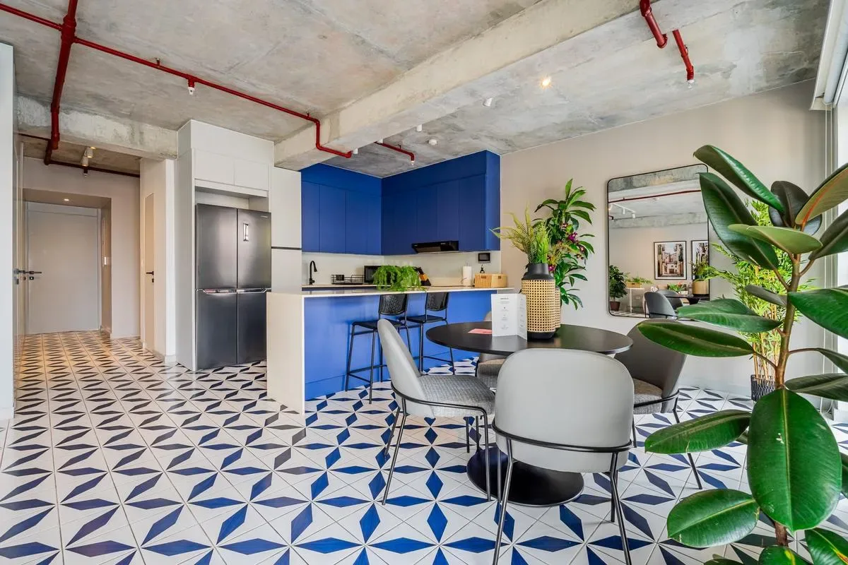Upscale 2BR in Plaza Herrera