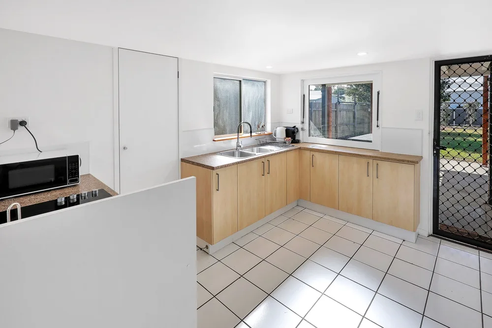 Beachside 3-Bed Family Retreat in Woodgate