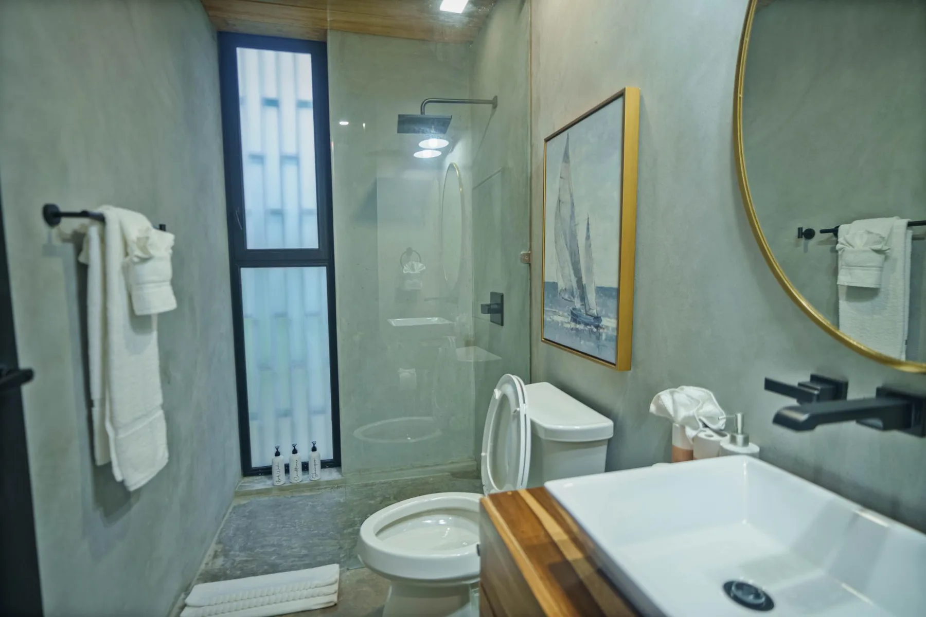 Santosha Villa - Modern 3BR Island Villa with Pool