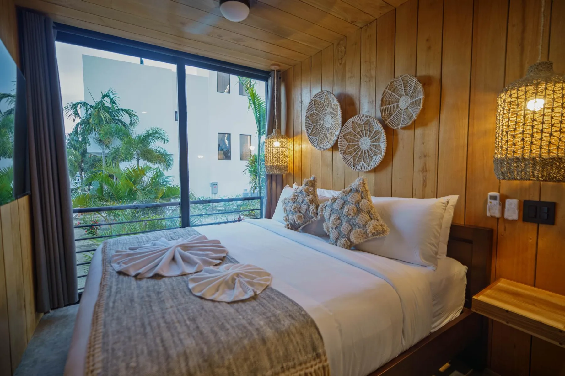 Santosha Villa - Modern 3BR Island Villa with Pool