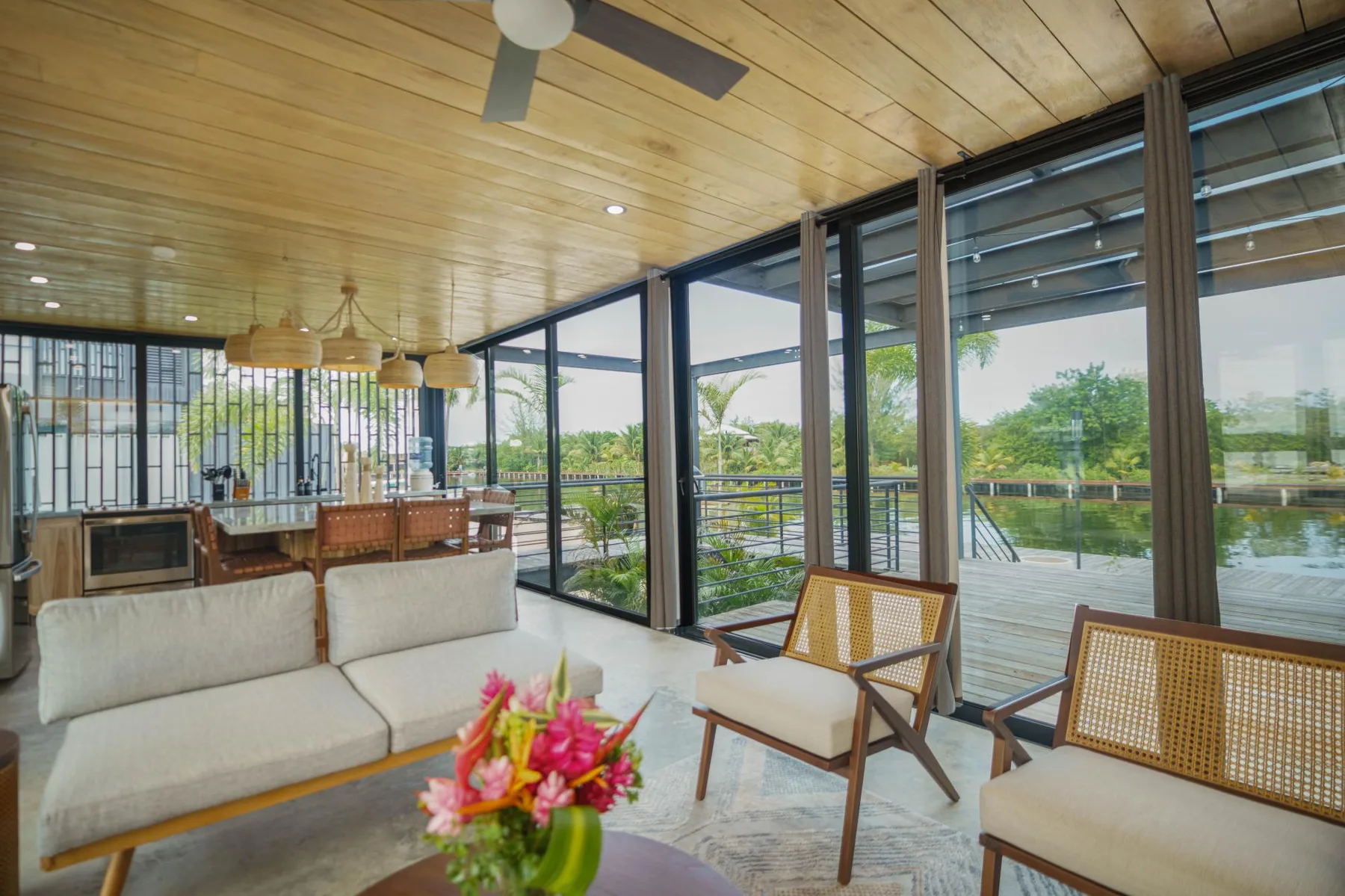 Santosha Villa - Modern 3BR Island Villa with Pool