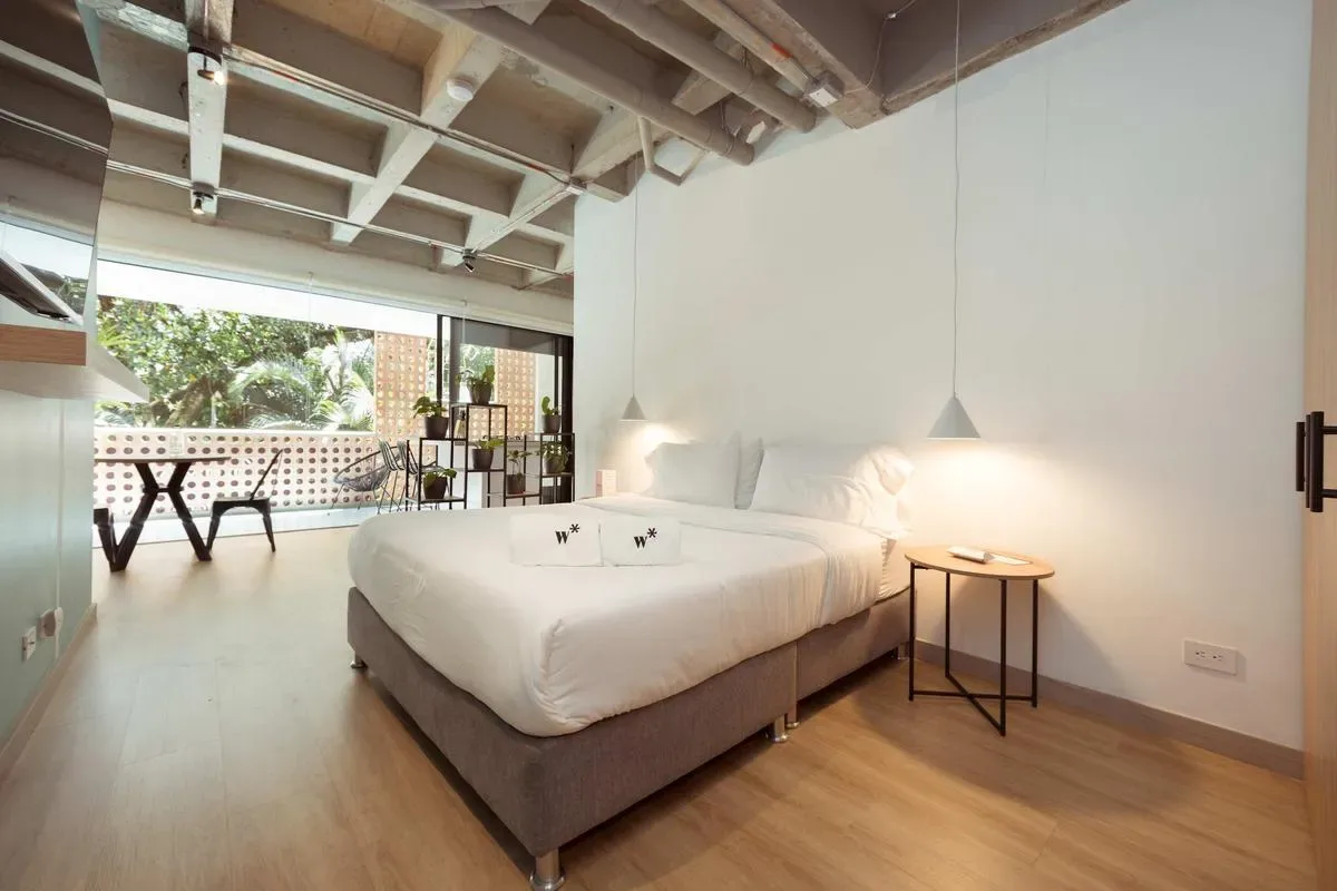 Elegant Loft in Laureles w/ Private Balcony