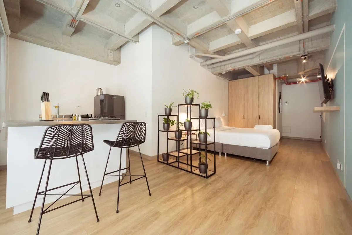 Elegant Loft in Laureles w/ Private Balcony