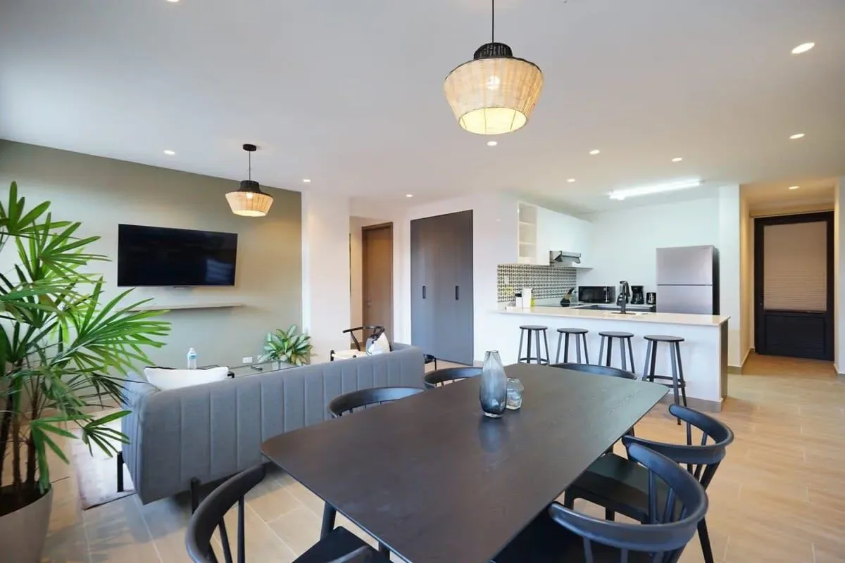 Polished 2BR in Casco Antiguo w/ Rooftop