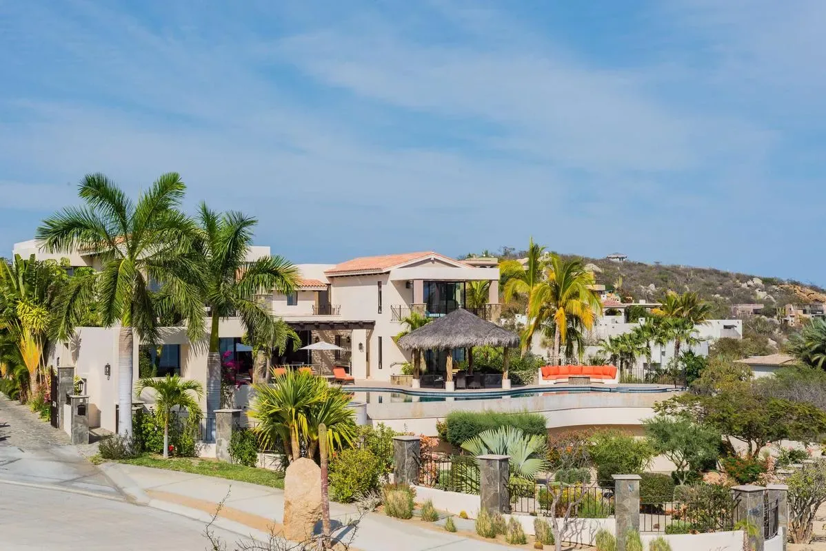 Chic 5BR Villa w/ Sea Views & Great Pool