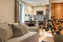 Le Cottage Luxury Loft in Centro, Pool & Jacuzzi