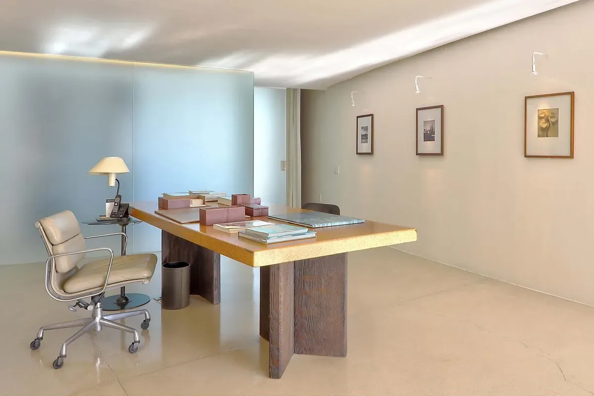 Remarkable 4BR Villa w/ Oceans Views & Pool