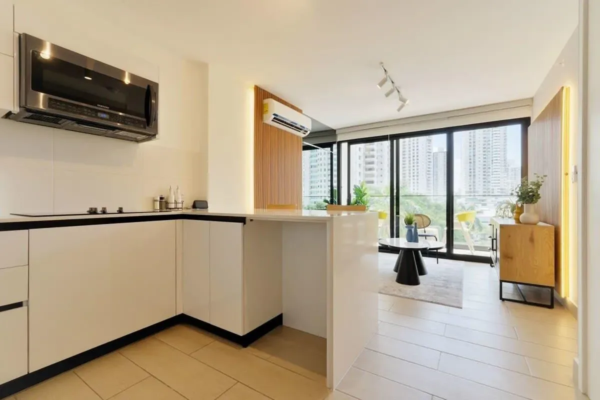Upscale 1BR in San Francisco w/ Pool