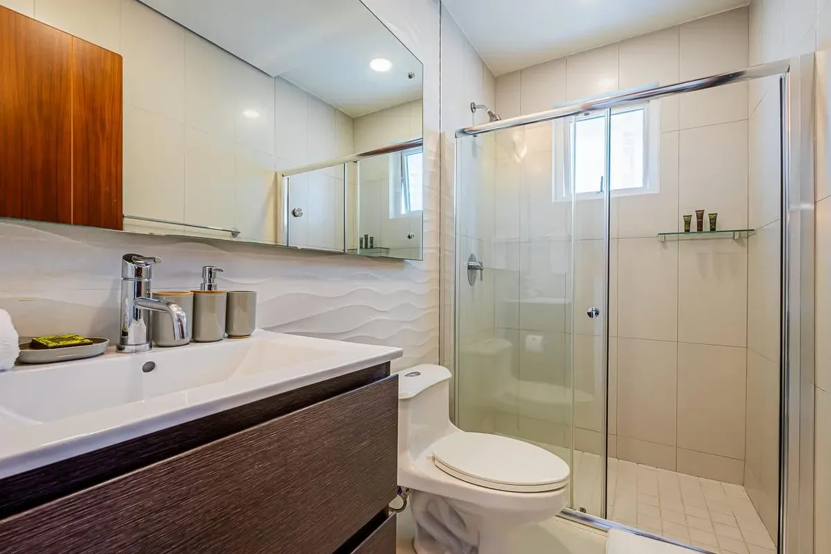 Deluxe 2BR in Costa del Este w/ Balcony