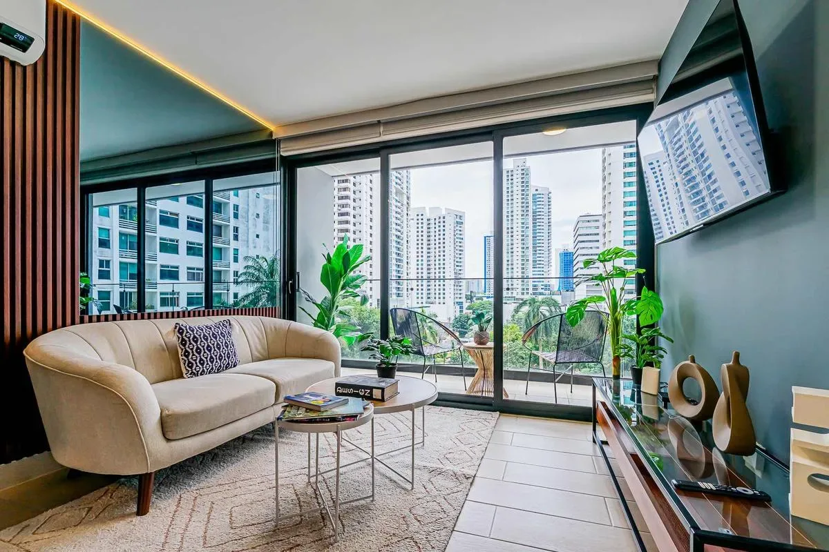 Bright 1BR in San Francisco w/ Balcony