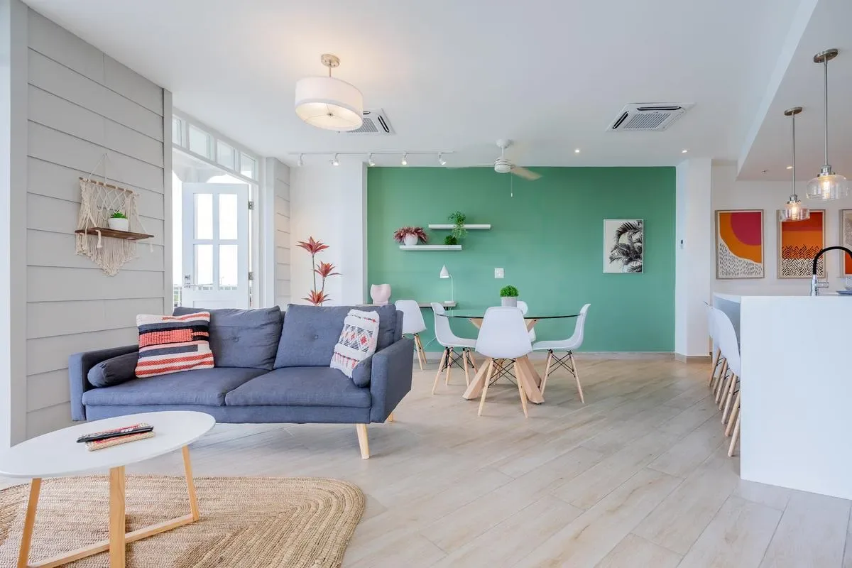 Roomy 1BR in Casco Antiguo w/ Balcony