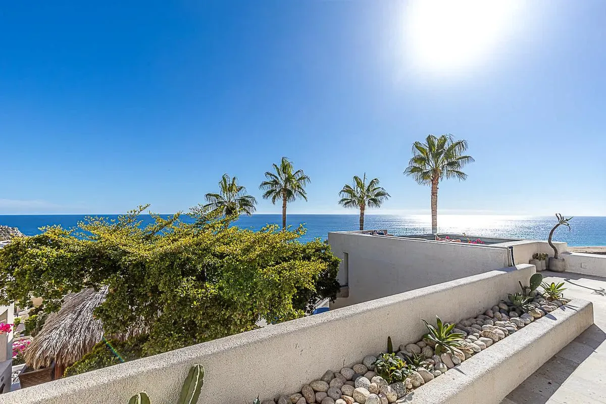 Chic 5BR Oceanview Villa w/ Pool in Pedregal