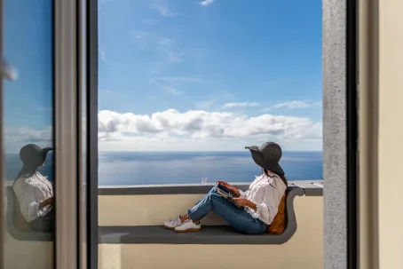 Sea and mountain view - Madeira Friendly Guest House