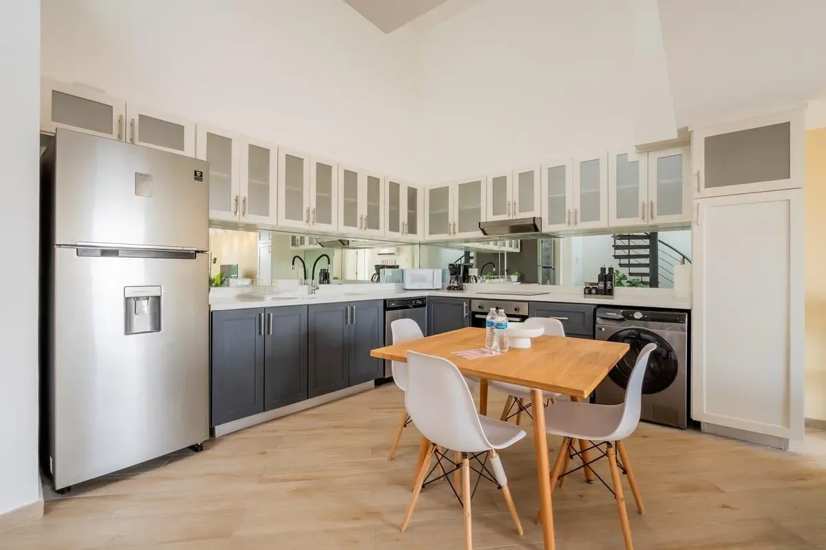Enchanting 3BR in Casco Antiguo w/ Balcony