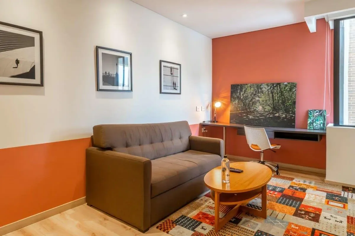 Lively 1BR in Santa Barbara w/ Gym