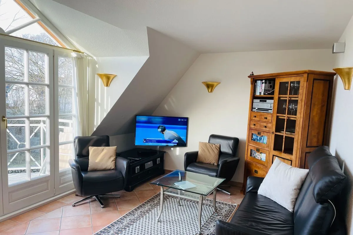 In zentraler und ruhiger Lage gelegenes 3-Raum Appartement im OG- und DG