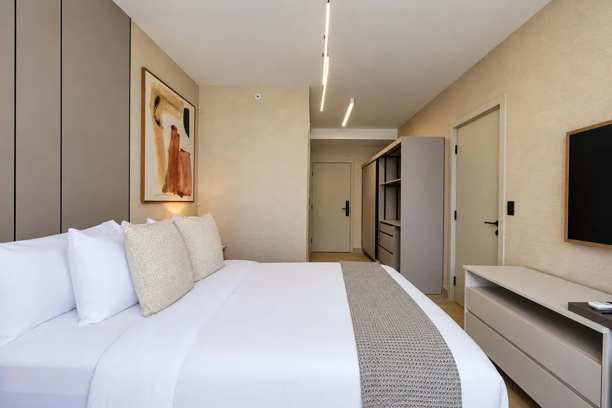 Gleaming 2BR w/ Balcony in San Francisco