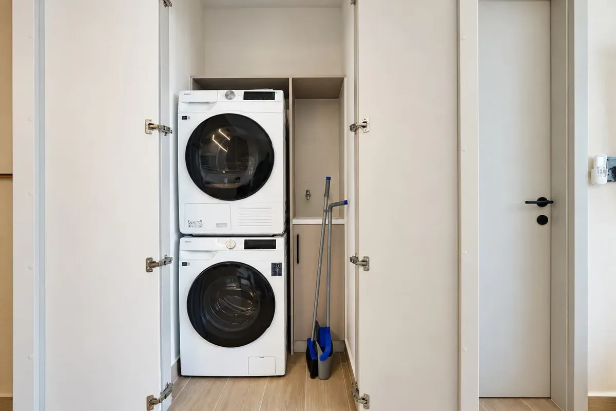 Gleaming 2BR w/ Balcony in San Francisco