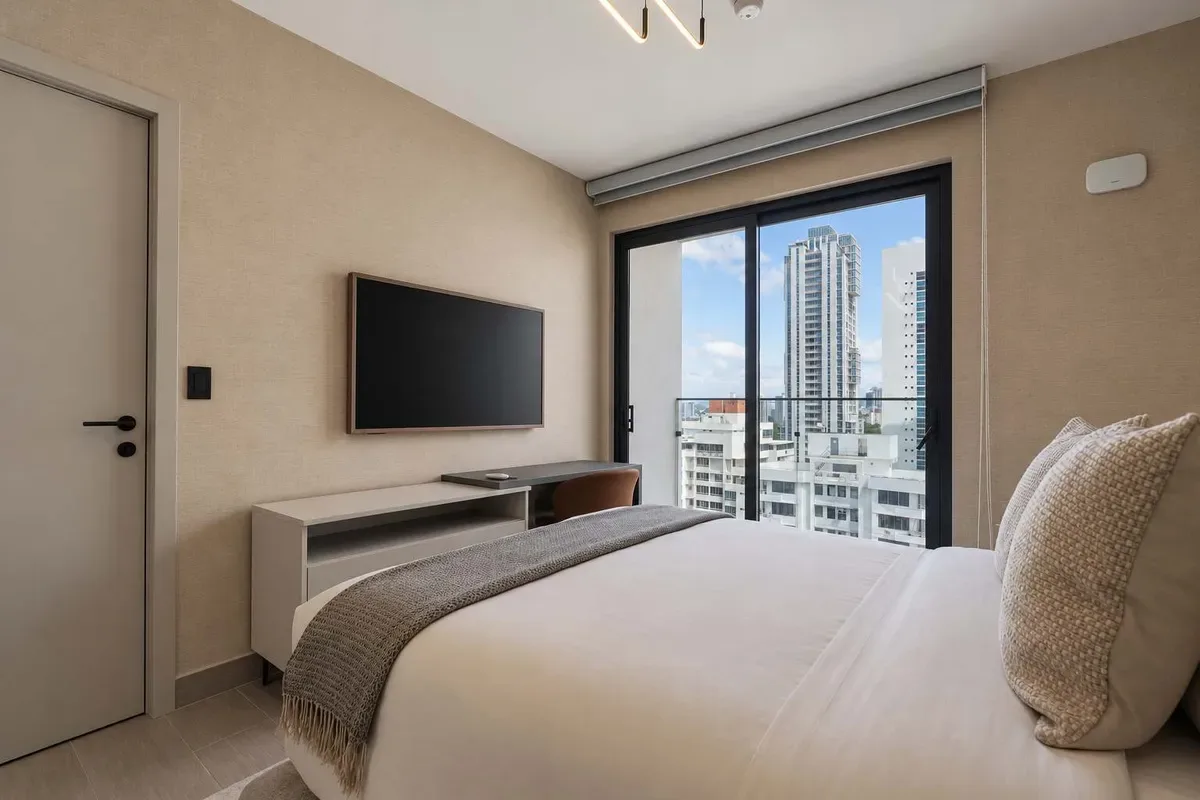 Gleaming 2BR w/ Balcony in San Francisco