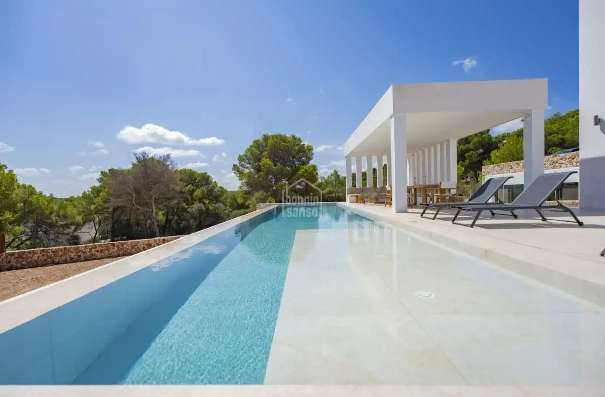 Amazing 7BR House w/ Swimming Pool in Menorca