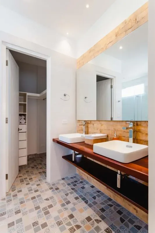 Polished 1BR in Casco Antiguo w/ Balcony