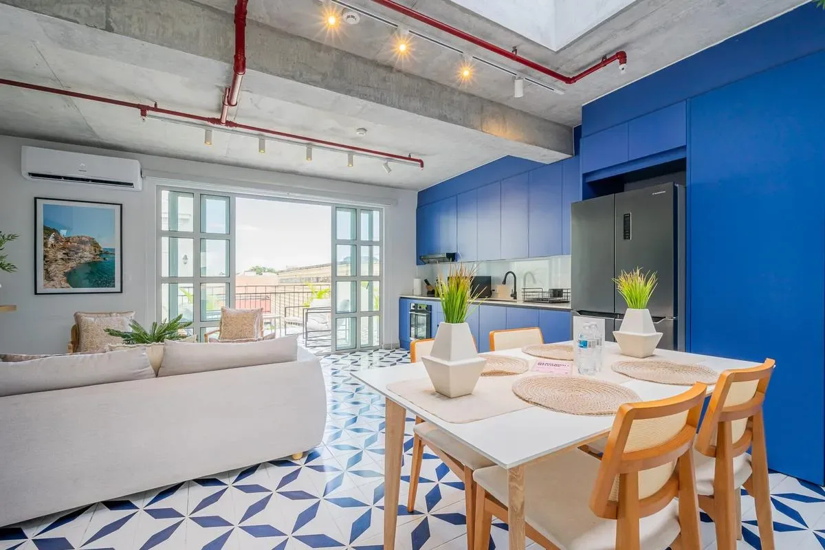 Spacious 2BR in Plaza Herrera w/ Terrace