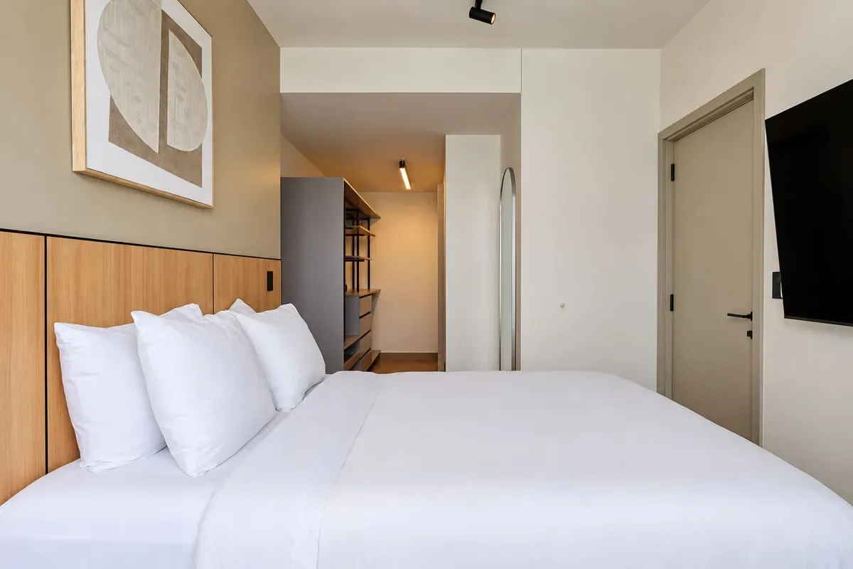 Refined 2BR w/ Balcony in San Francisco