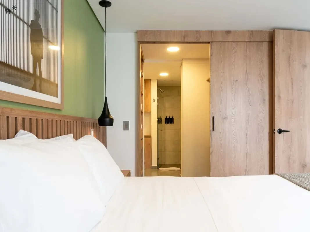 Intimate 2BR in Laureles w/ AC