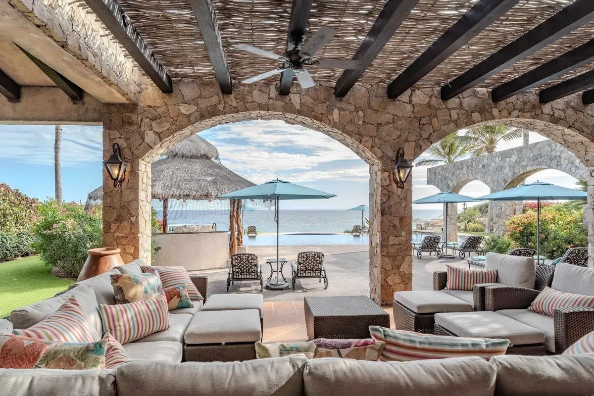 Luxury and Cozy 5BR Villa with Amazing Pool