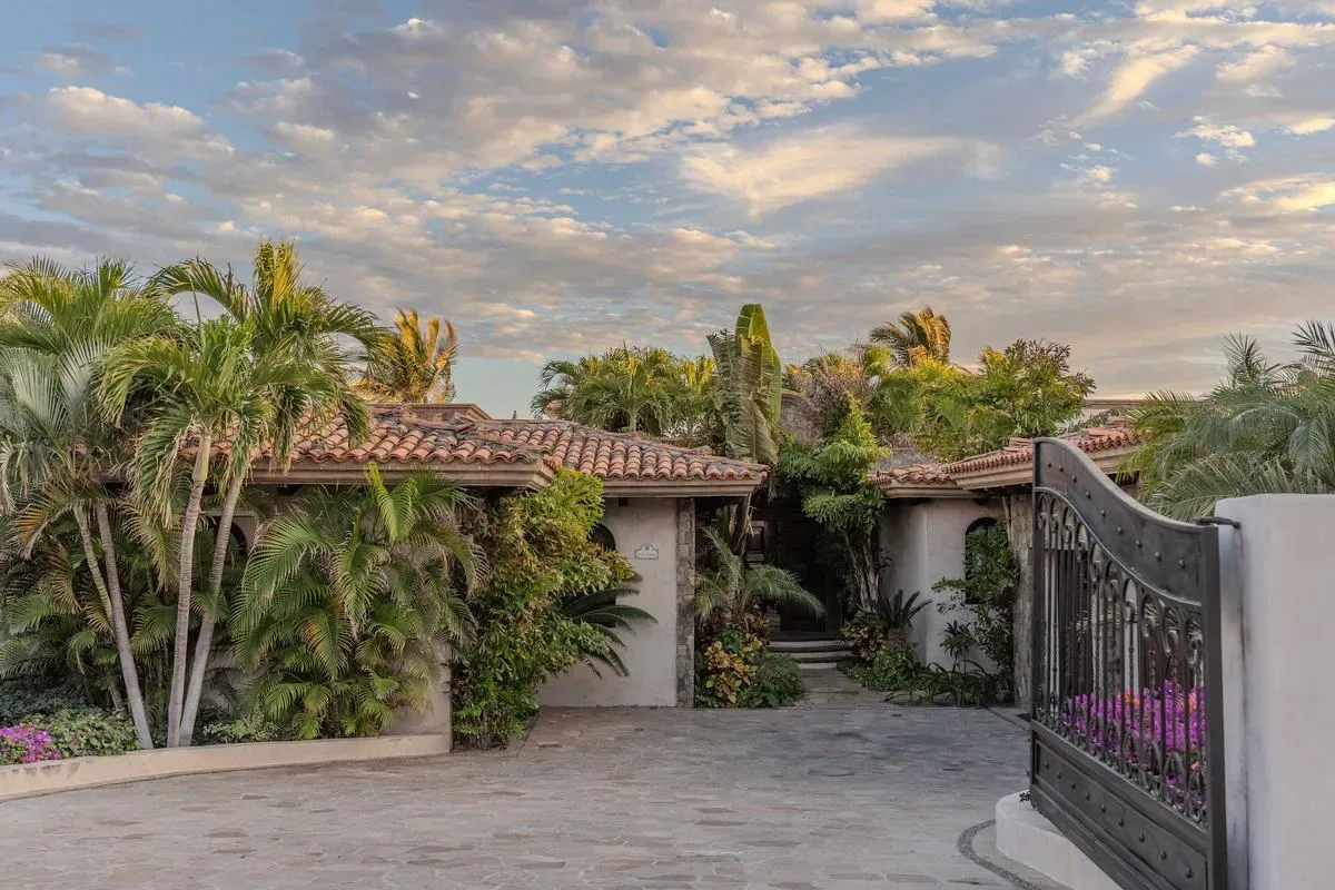 Luxury and Cozy 5BR Villa with Amazing Pool