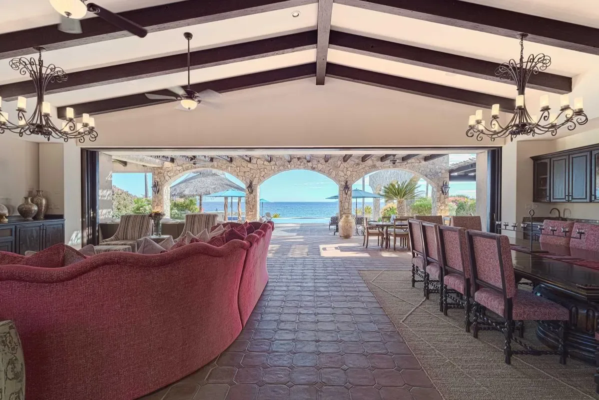 Luxury and Cozy 5BR Villa with Amazing Pool