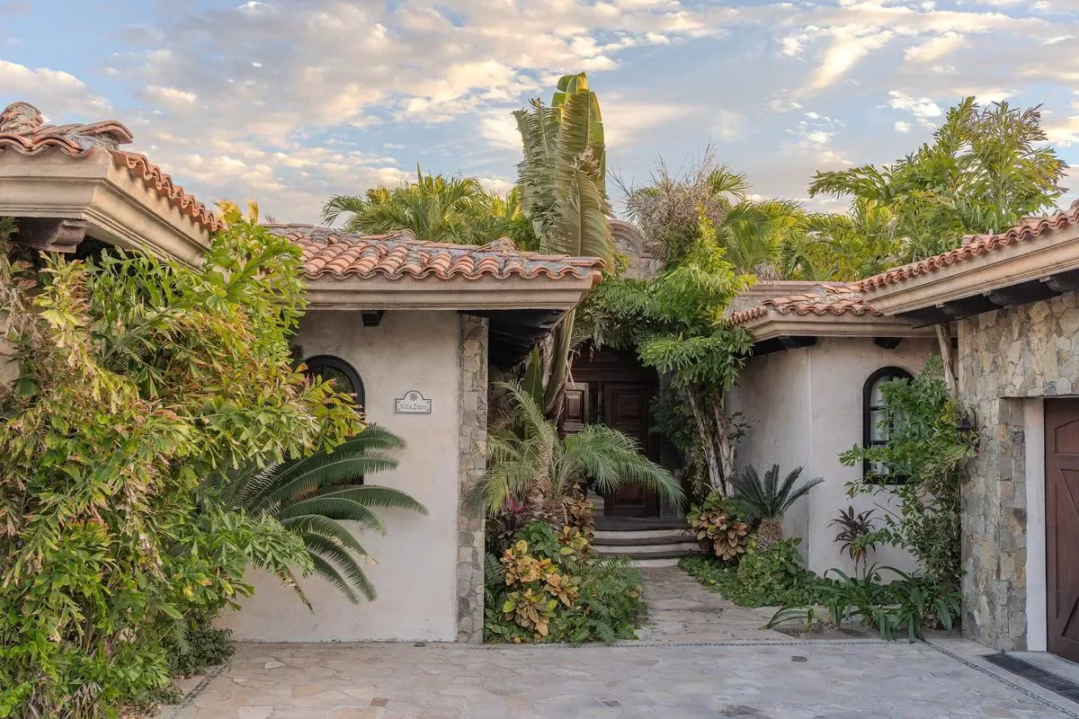 Luxury and Cozy 5BR Villa with Amazing Pool