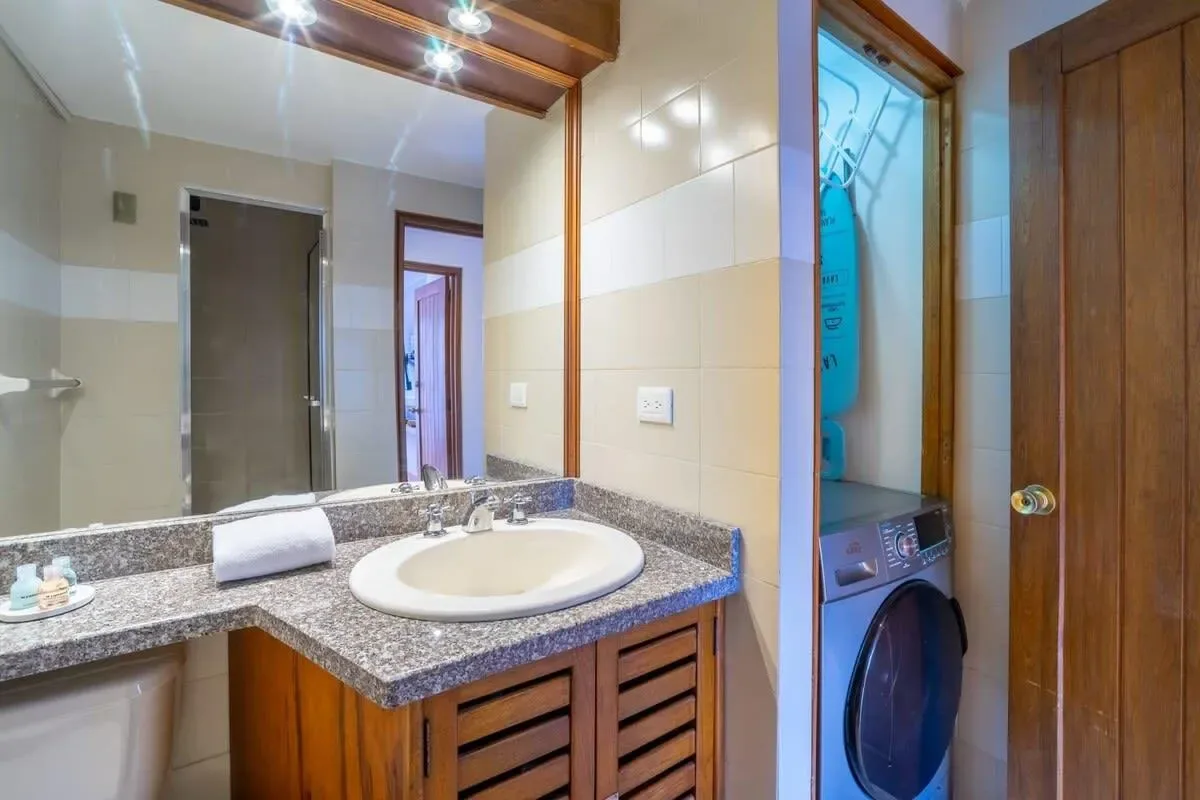 Luminous 1BR in Cabrera