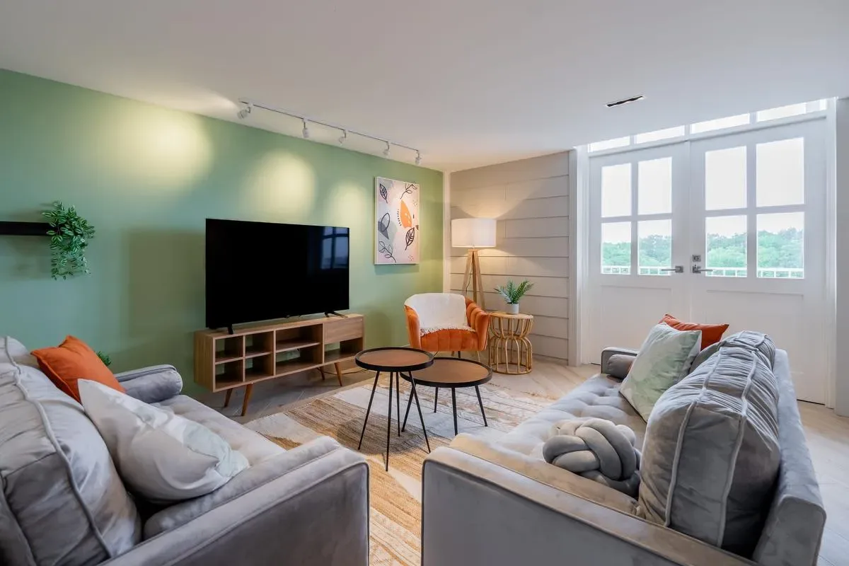 Elegant 3BR in Casco Antiguo w/ Terrace