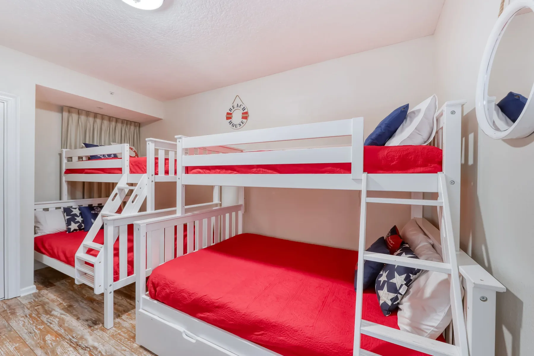 The Colonnades 303