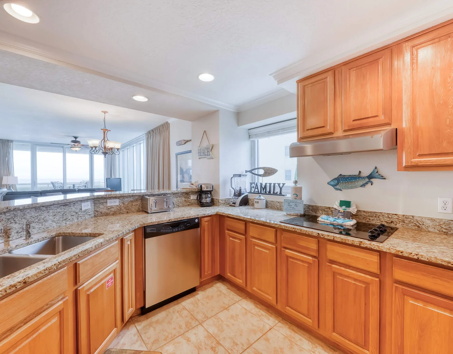 The Colonnades 303