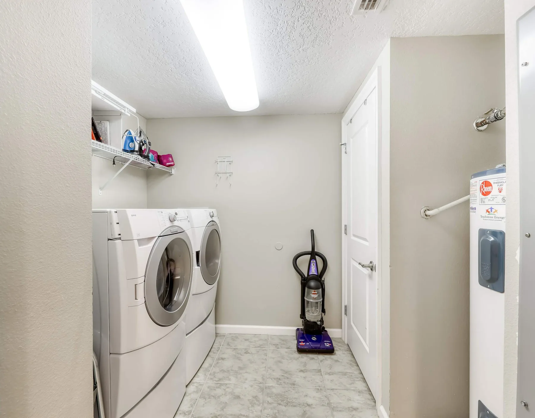 The Colonnades 303