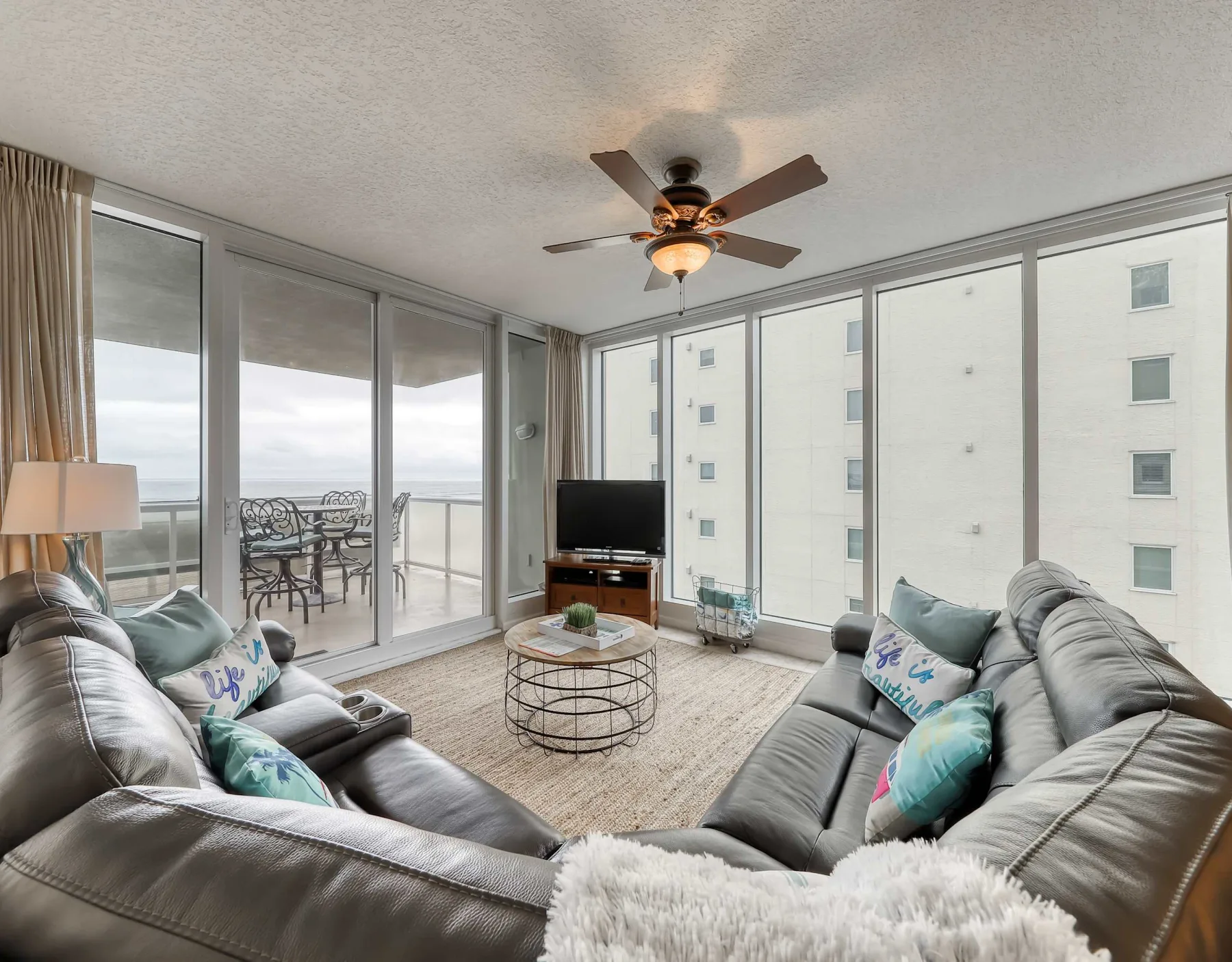 The Colonnades 303