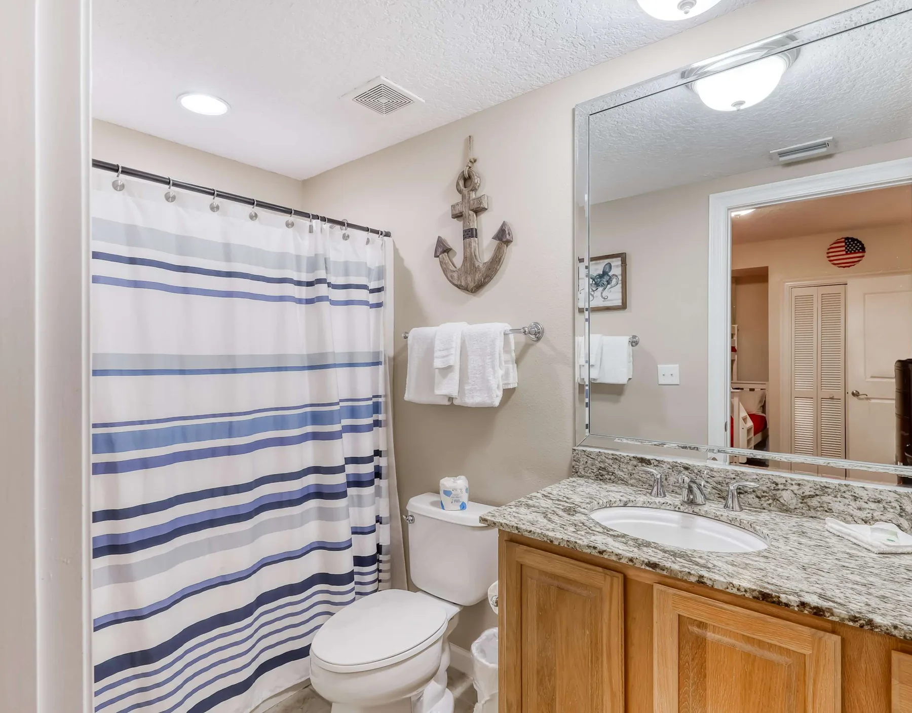 The Colonnades 303