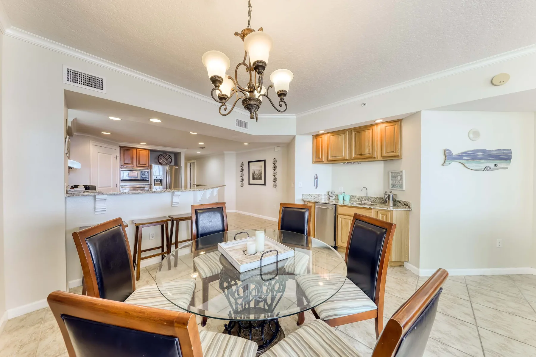 The Colonnades 303