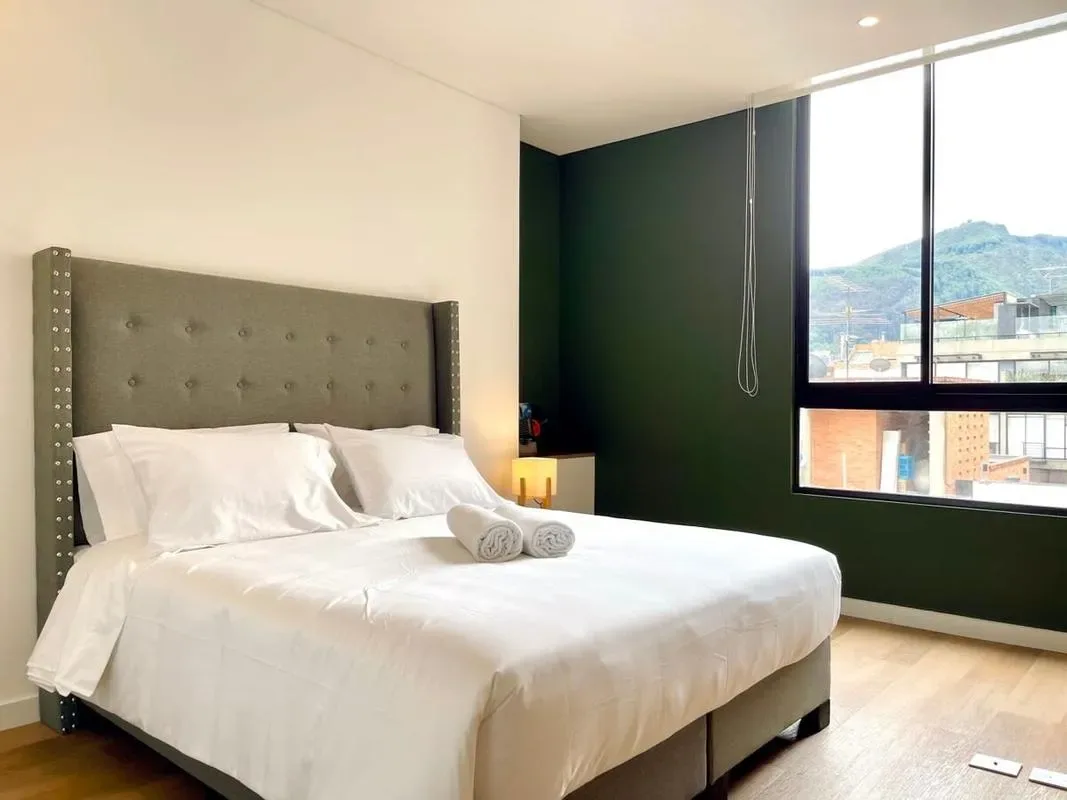 Sunlit Loft in Parque Virrey