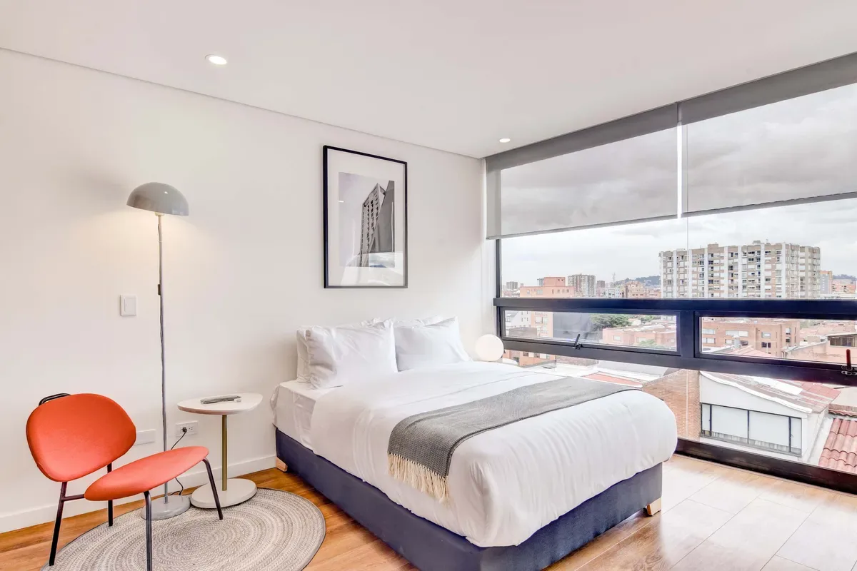 Glowing Loft in Bogota w/ Gym