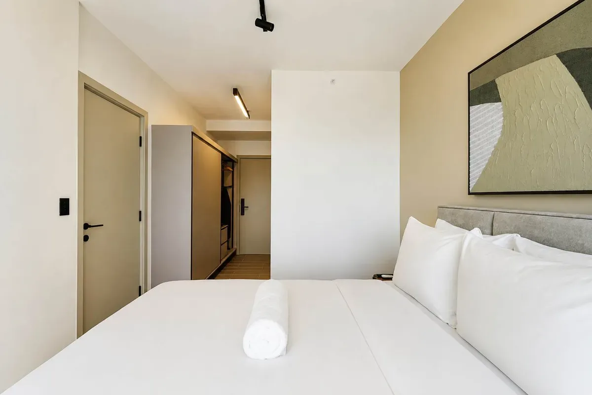 Chic 2BR w/ Balcony & AC in San Francisco