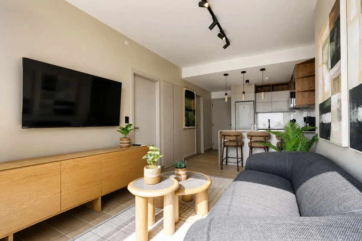 Chic 2BR w/ Balcony & AC in San Francisco