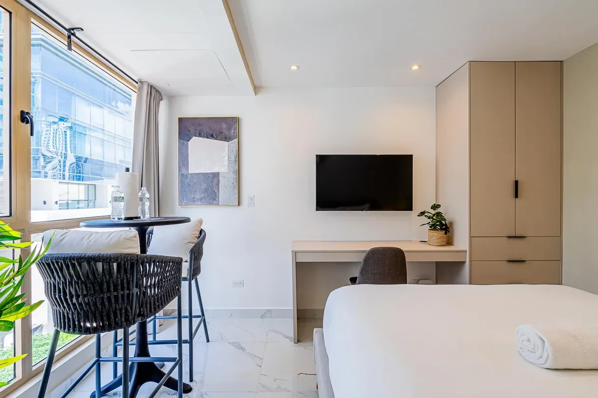 Contemporary Loft in Obarrio w/ Pool
