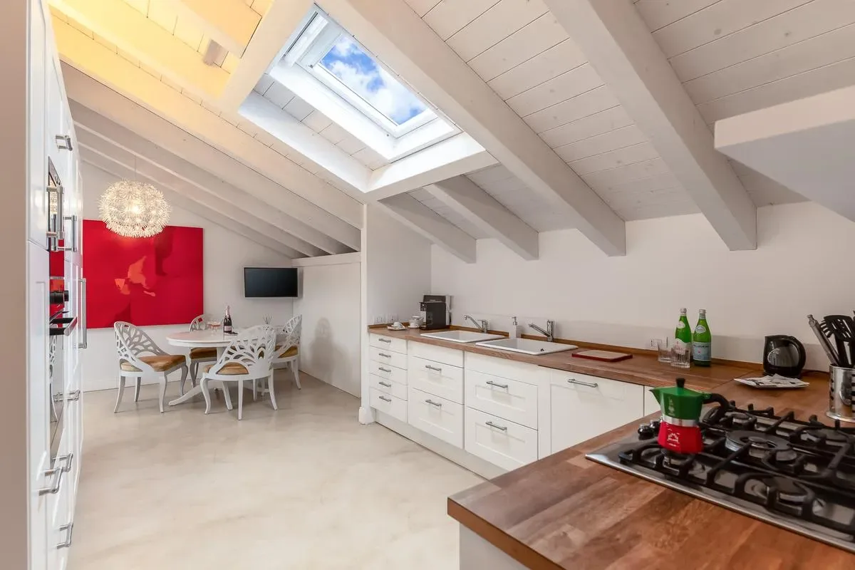 Beautiful 4BR House in Milan